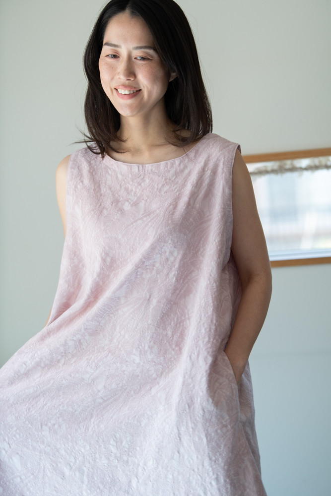 ジャガード織り　ワイドフレアーワンピース【Organic Cotton／シャクヤク染め】