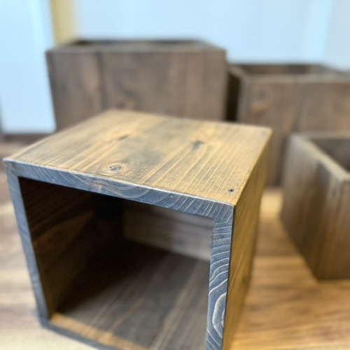 ウッドキューブ 花台 木箱収納 天然杉無垢材 木製ボックス インテリア雑貨 ウッドキューブ 花台 木箱収納 天然杉無垢材 木製ボックス