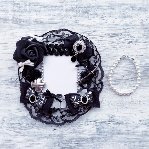 黒薔薇★小物入れ・小皿トレイ・ヘアピン・デコシールなど10点 硬質ケース デコ トレカデコ レースデコ 黒 剣 薔薇 ゴシック 名刺入れ