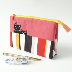 ねこ刺繍アップリケ付き口が大きく開くテントポーチ。ネコ好きの方へのプレゼントに！[Q0081] 1枚目の画像