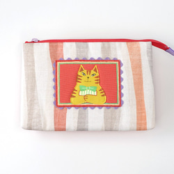 ねこ刺繍アップリケ付き口が大きく開くテントポーチ。ネコ好きの方へのプレゼントに！[Q010] 2枚目の画像