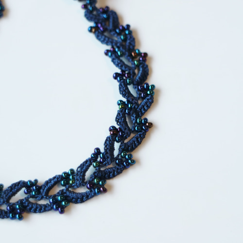 スケール ブレスレット --- かぎ針編み【 ネイビー 】 ブレスレット