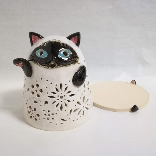陶器 猫の置物 ランプ ネコのランプ 陶器 ヒマラヤン 猫 招き猫 花 スタンドライト・テーブル