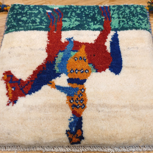 ペルシャ ギャッベ ミニマット 横42x41㎝ 馬に乗るカシュガイ族 T7701