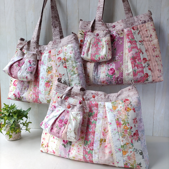 薔薇のトートバッグ(A4サイズ)★ピンク･パープル系パッチワークバッグ★ミニポーチ付【Creema限定】 1枚目の画像