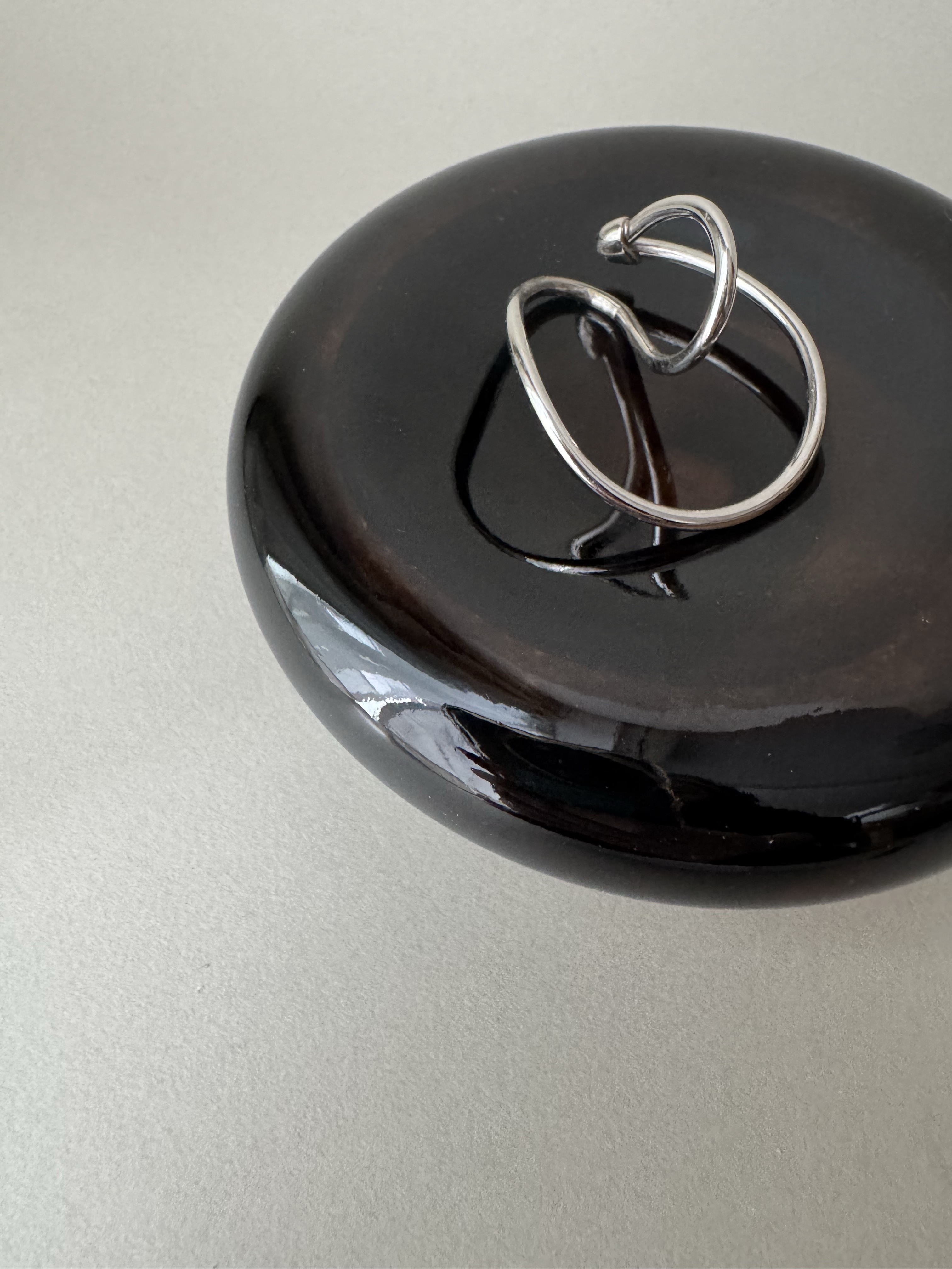 glass base brown