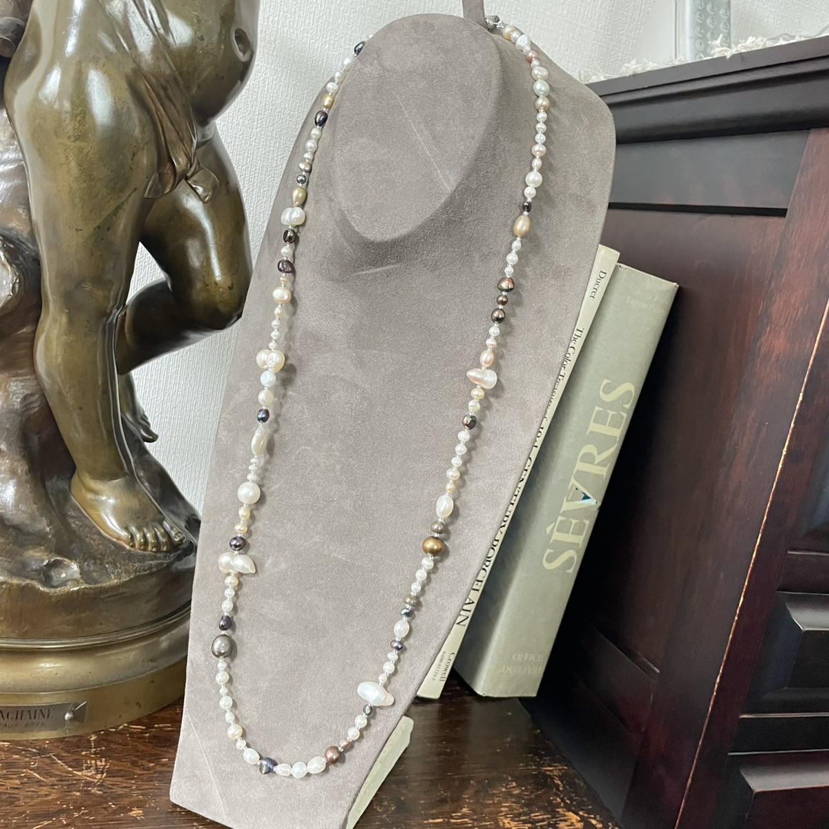 淡水パールのロングネックレス