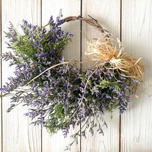 ブルーファンタジアと花々のリース リース］ブルーファンタジア・カリナディープブルー＜Happy