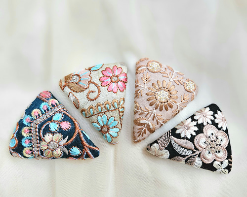 お花 編み刺繍 パッチンピン ベビーヘアクリップ ヘアピン ヘアアクセサリー ヘアピン パッチンピン 大きめ インド刺繍リボン さんかく 花柄 三角