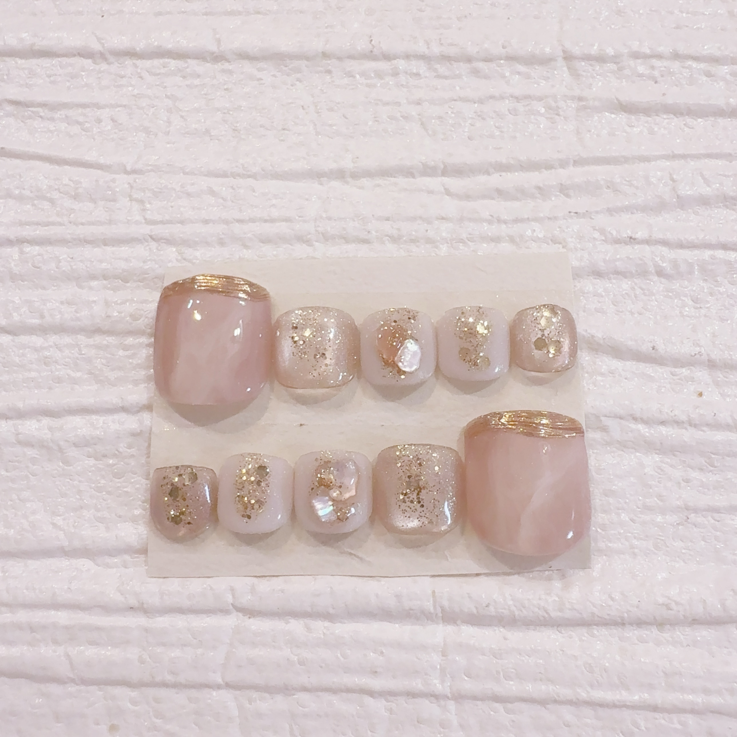 【フットネイル】ふわふわニュアンス フットネイルチップ 溝ノ口ネイルサロン/フットネイル/ニュアンスネイル | 溝の口