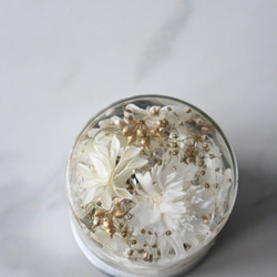 【完成品】光るハーバリウム　Glowing Flower　ホワイトゴールド 4枚目の画像