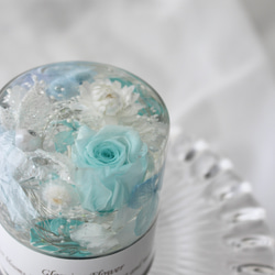 【完成品】光るハーバリウム　Glowing Flower　水色　ライトブルー 7枚目の画像