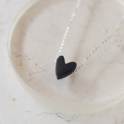 【 ステンレス 】ワンタッチブレスレット / 小さなハート / ブラック 3枚目の画像