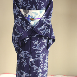 手染め型染　綿絽浴衣　【濃紺】　杜若に流水　落ち着いた大人の雰囲気の小紋柄　袖長めトールサイズ　裄67ｃｍ　総手縫い 12枚目の画像