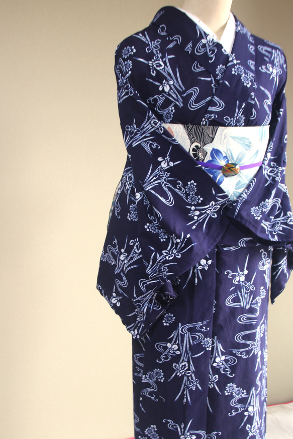 美品　綿絽　浴衣　紺　本染　トールサイズ 手染め型染 綿絽浴衣 【濃紺】 杜若に流水 落ち着いた大人の
