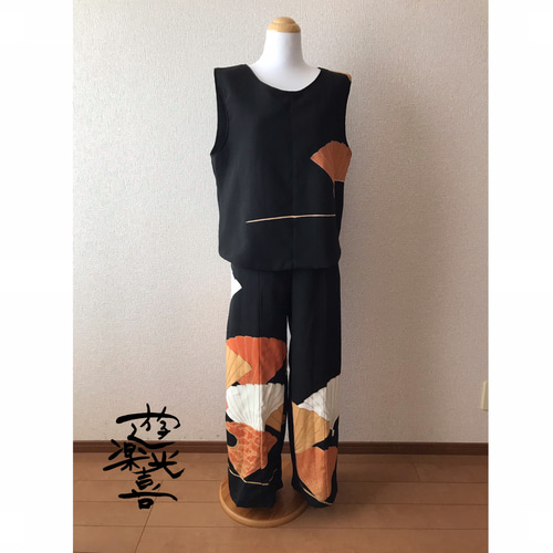 着物もんぺパンツ【輪】黒留袖 リメイクハンドメイド 正絹 着物もんぺパンツ【輪】黒留袖 リメイクハンドメイド 正絹