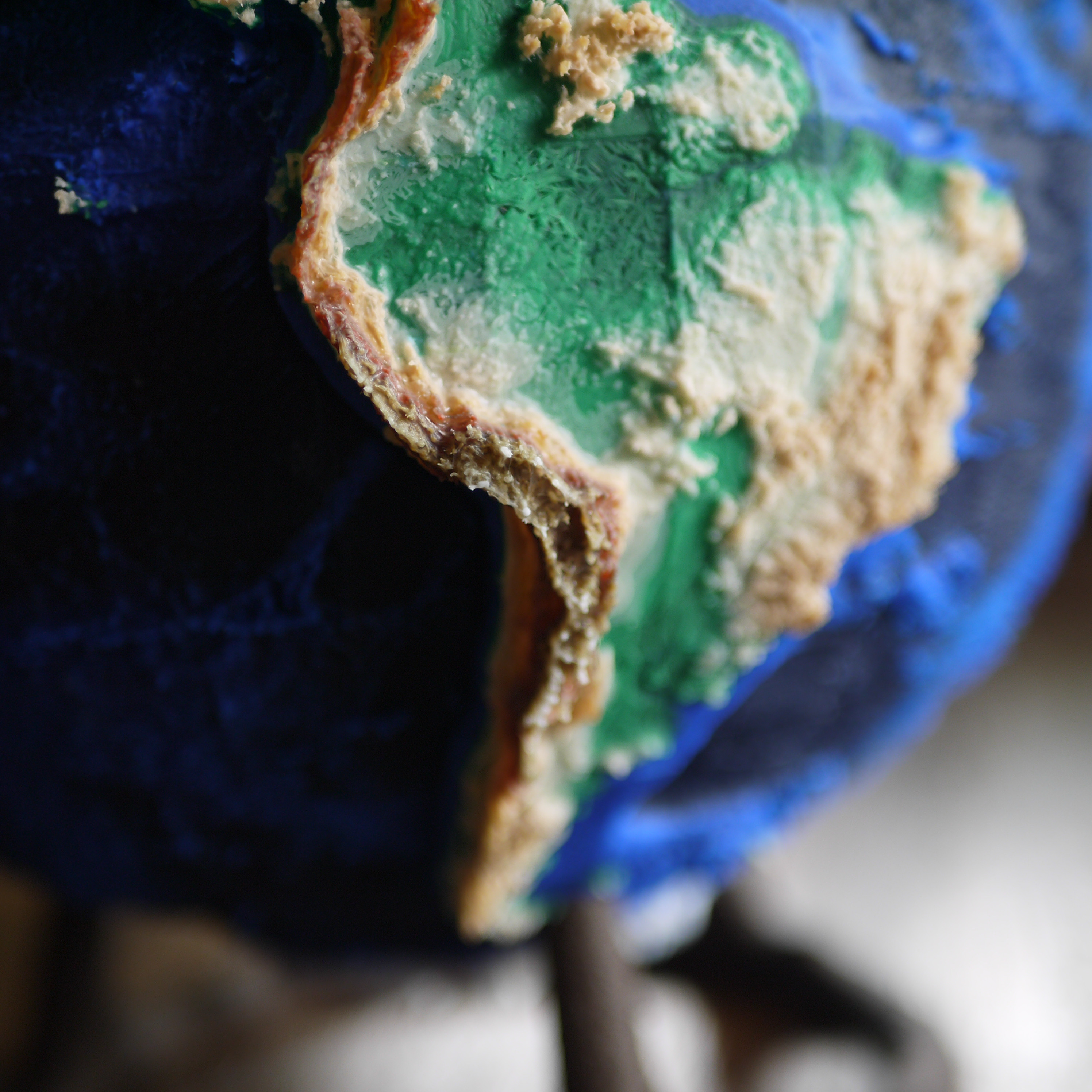 3Dレリーフグローブ：オーセンティック・マット - 地球の真の姿を宿す、究極のレリーフ