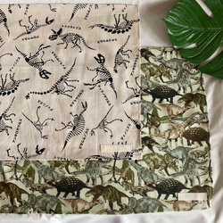 R1⭐︎ランチマット　40×50 5枚セット　ネームラベル付　恐竜　ハンドメイド R1⭐︎ランチマット 40×50 5枚セット ネームラベル付 恐竜