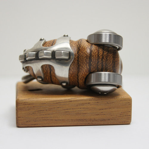 カメレオン ゼブラウッド②（木材）ピューター（金属）キーホルダーや