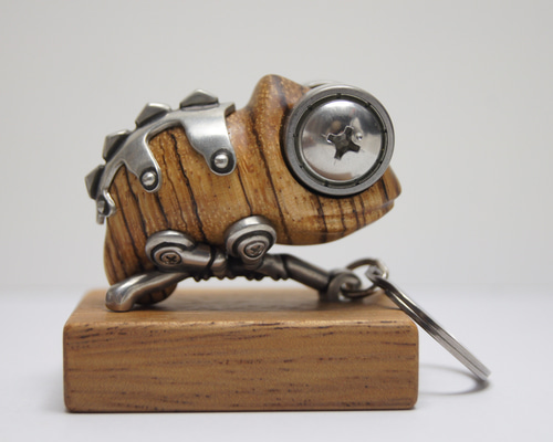 パーロッサ カメレオン の 置き物 キーホルダー 金木工房 カメレオン ゼブラウッド②（木材）ピューター（金属）キーホルダーや