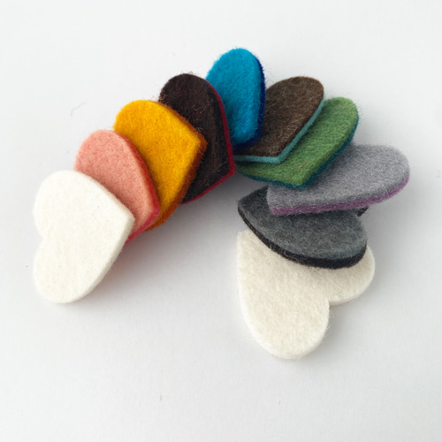 2色羊毛フェルトパーツセット＊ハート型♡大5枚､小5枚 その他素材