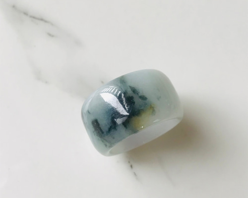 R491-001］ ジェイド JADE ヒスイ 本翡翠 くりぬき リング 天然石 一点
