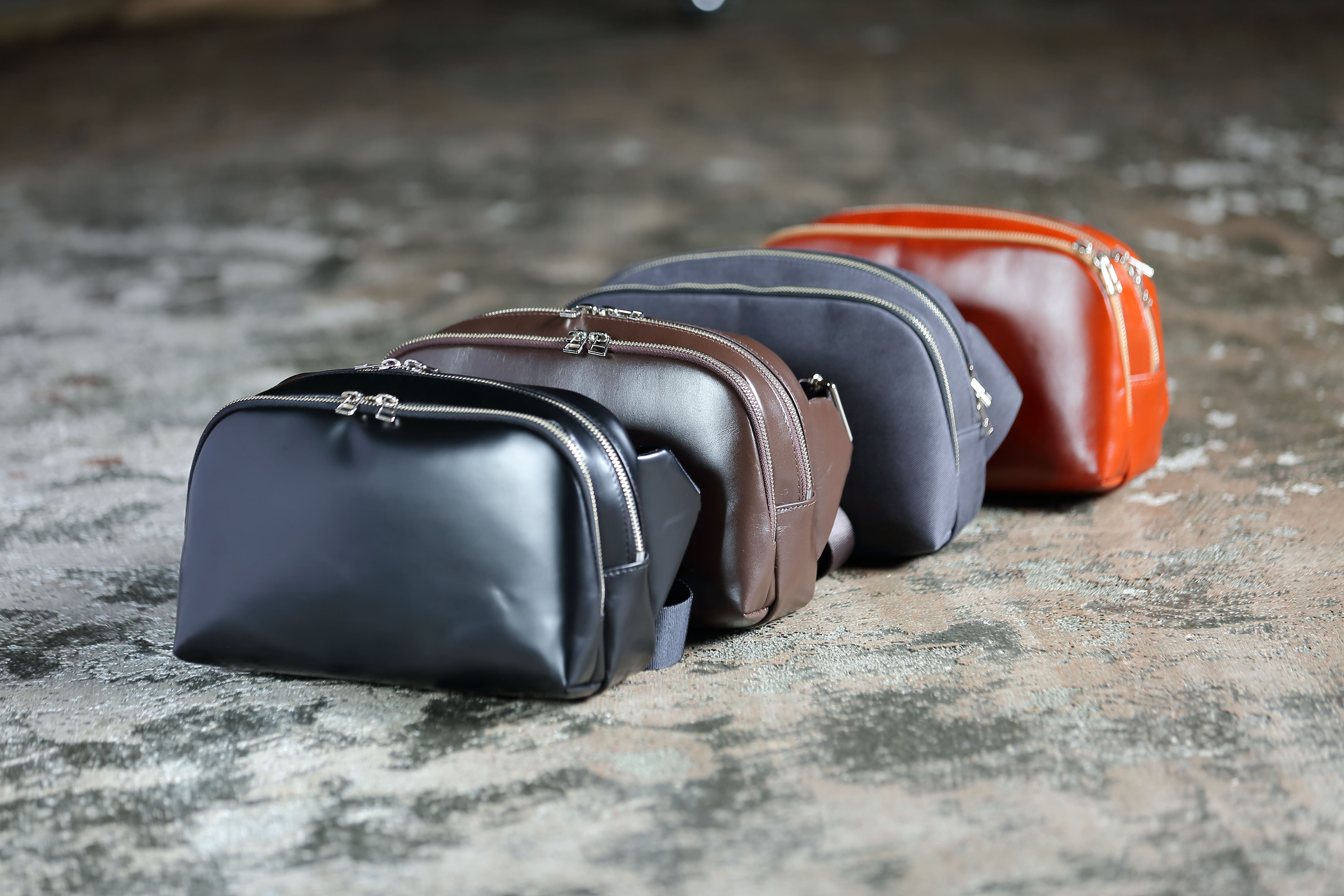 【受注生産】フォカッチャ cornneto ボディバッグ 本革 機能性 大容量 斜めがけバッグ 軽量 小さめ 通勤 旅行