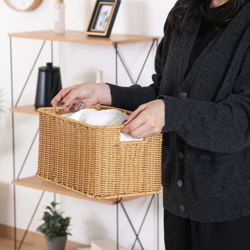 天然素材の中型バスケット 持ち手付き 天然素材の中型バスケット 持ち手付き バスケット 持ち手付 38．8×31．7×