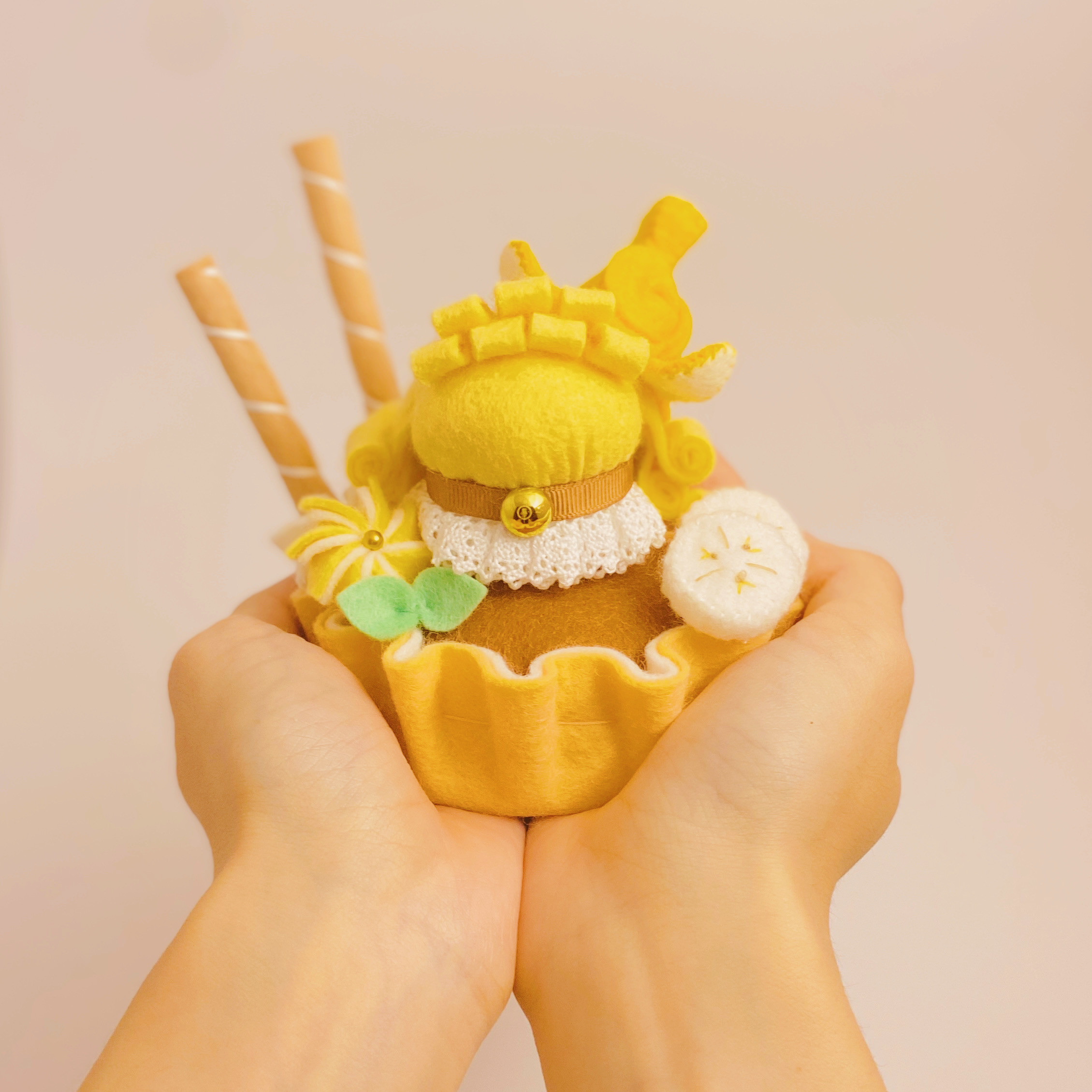 フェルトマスコット［寄り添いばななタルトちゃん］