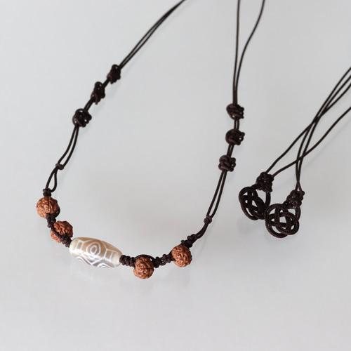 dZi beadsジービーズ 台湾良品社製 老礦亀甲長寿金剛眼天珠 ジービーズ(dzi mig sum pa）チベット三眼天珠（3アイジー