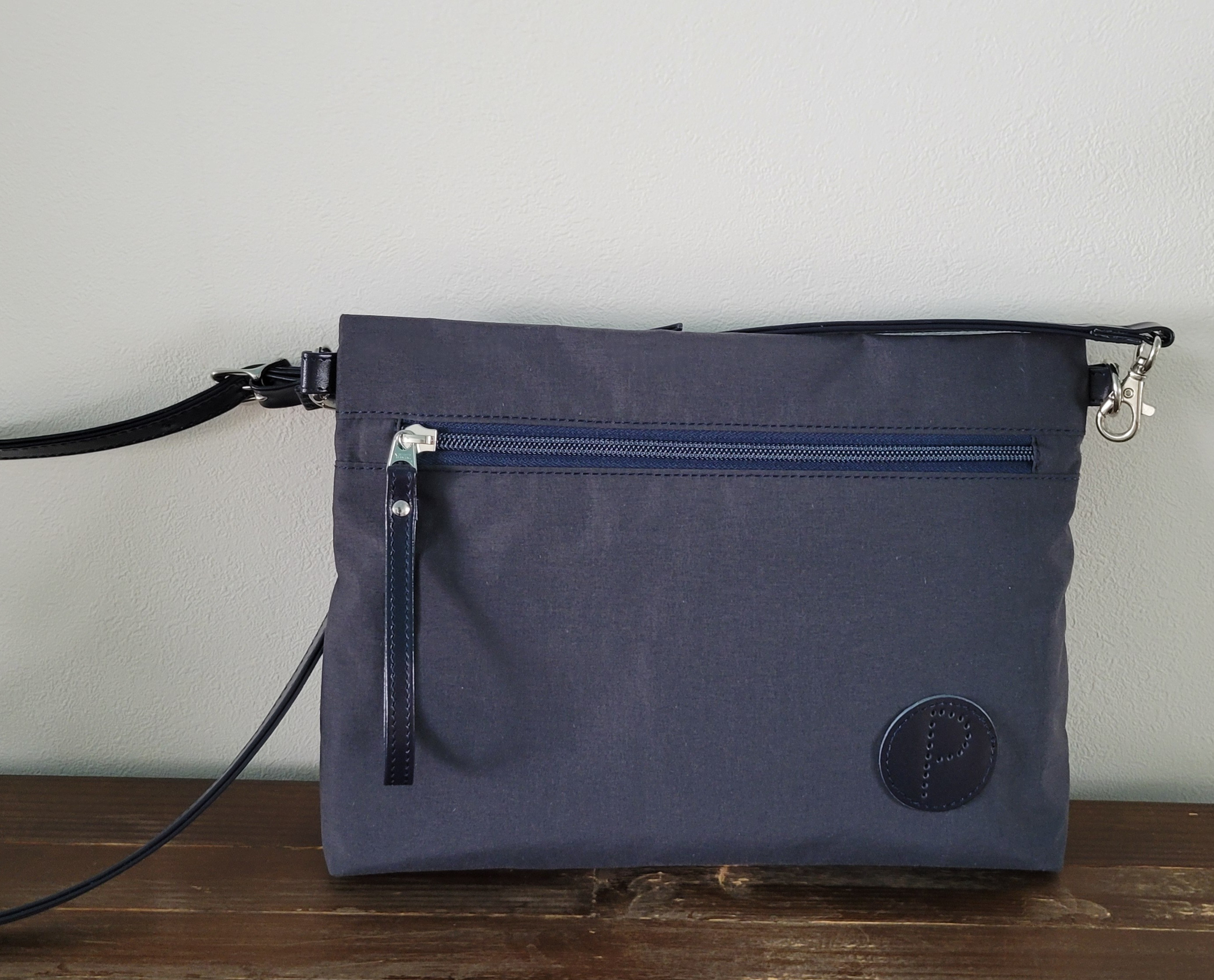 撥水加工ナイロンのサコッシユ(ネイビー)