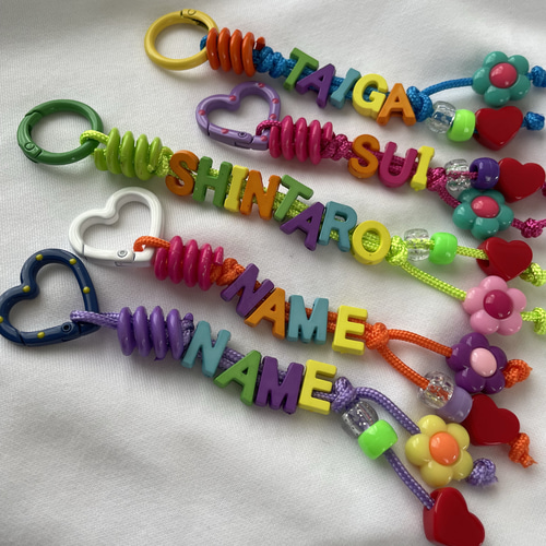 ネームキーホルダーオーダー キーホルダー 名前 名入れ Fan+Tickシリーズ アクリル ひらがな