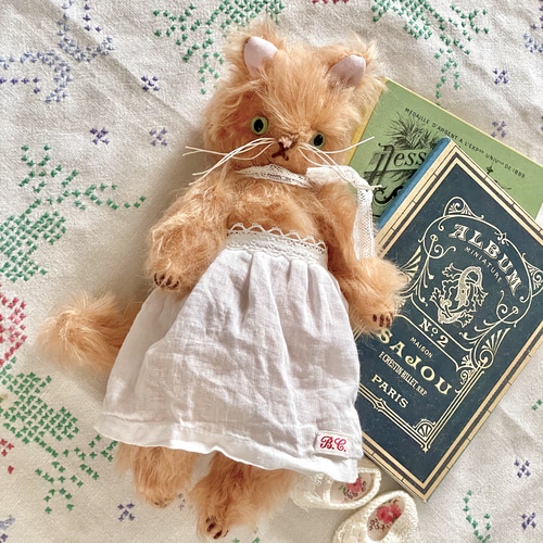 テディキャット シャイで可愛いふわふわ猫ちゃん テディベア