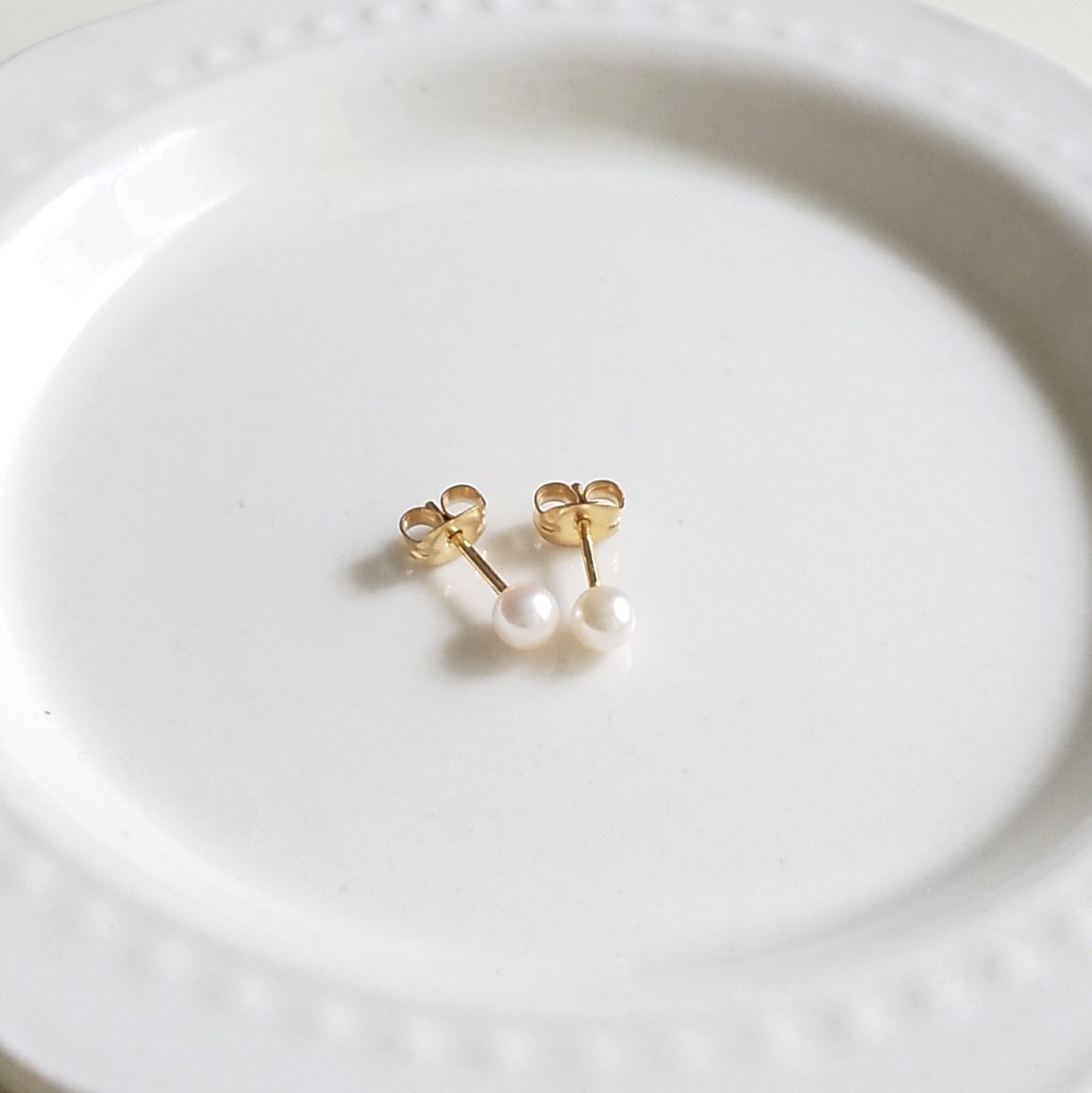 ベビーアコヤ真珠3㎜ピアス(14kgf)