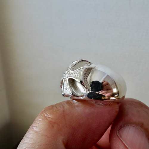 仁尾彫金『ギャラクシーアイアンクロス甲丸リング』ハンドメイド394