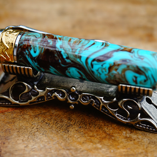 オモルフォス」 アンティークアクリルボールペン ツイスト式 ペン