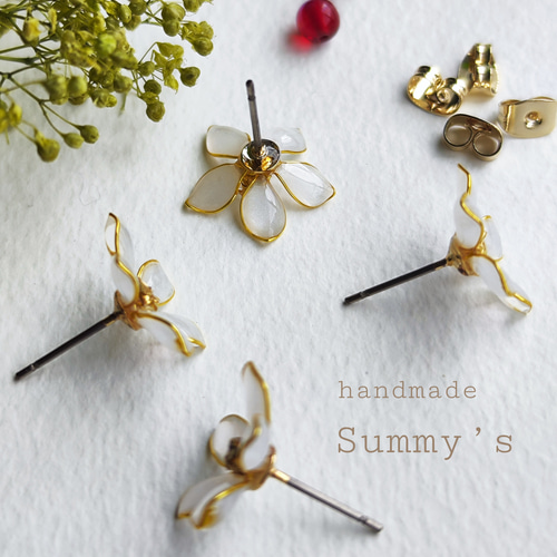 jasmine お花ピアス/ワイヤーアクセサリー（ホワイトジャスミン