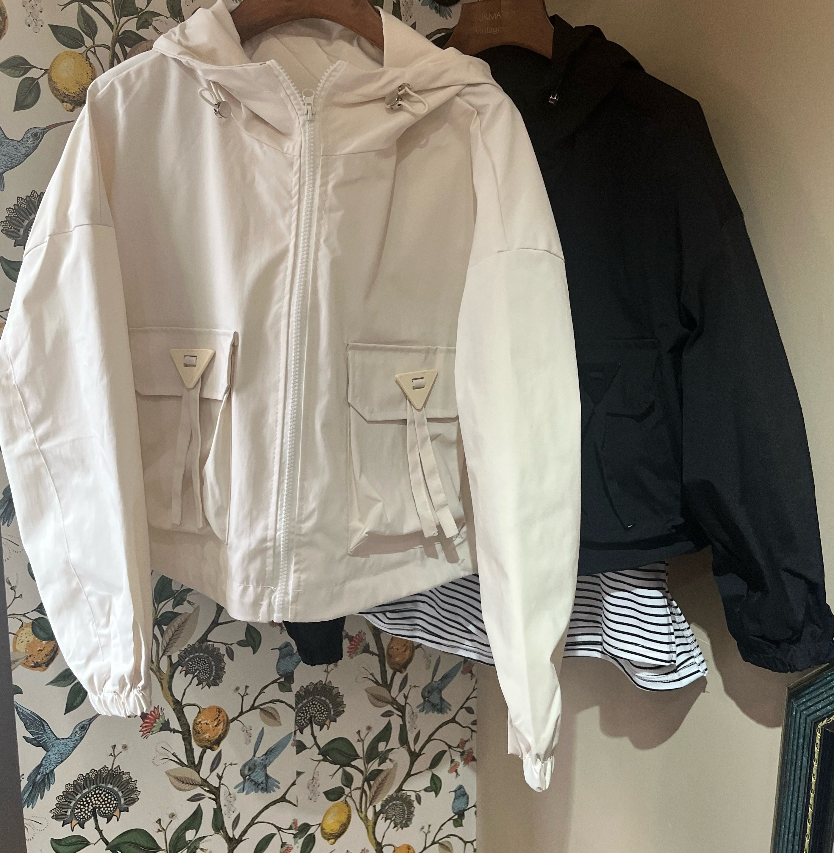 秋新作バランスアップ・フーディーゆったりサイズで スタイルアップ　パンツUV対策アウターブルゾンプラスサイズ