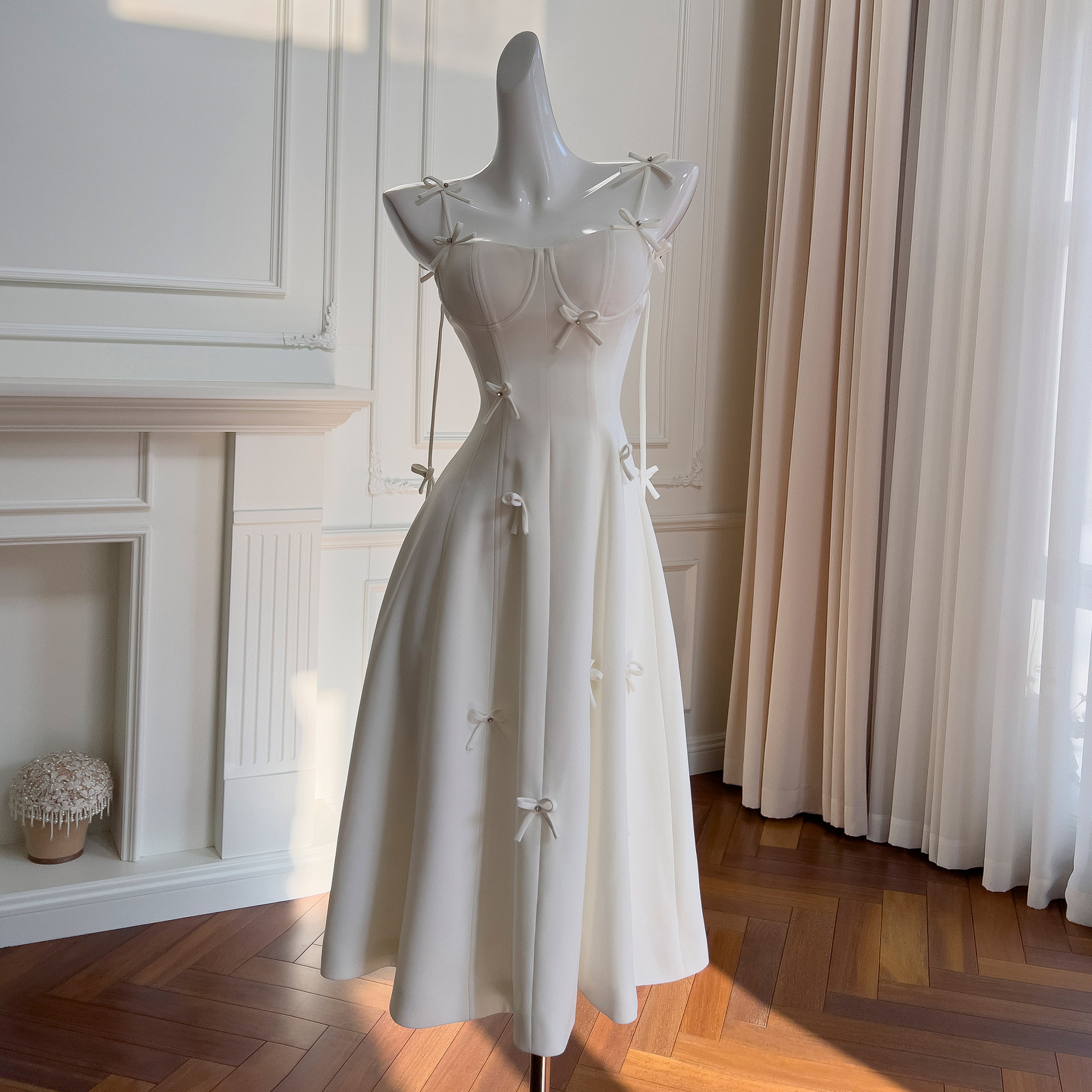 ドレス パーティードレス ウェディングドレス ワンピース 白 リボン 上品 高級感 優雅 韓国風 結婚式 お呼ばれ