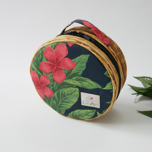 ウリウリ　一体型　ケース付き　フラダンス　タヒチアン ウリウリ(ケース付き)/フラ/ハワイアン/楽器