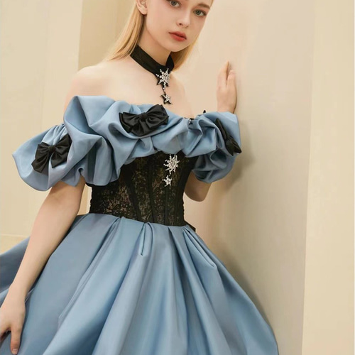 シンプルな上質素材ドレス❤️年中使えるひざ丈美しいシルエット Amazon.co.jp: 女性のサテンドレス、シンプルな無地のスリップ