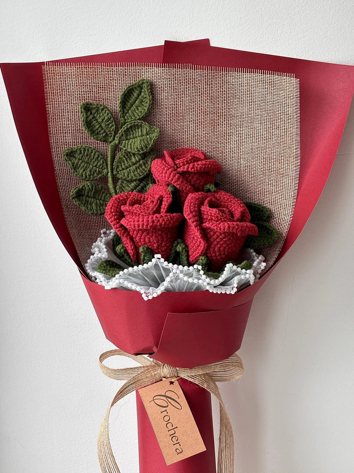 日本国内送料無料｜手編みワインレッドローズ花束｜愛人ギフト・誕生日・部屋補點に