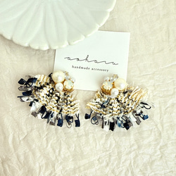 全2色 スワロフスキー ビーズ刺繍×インドリボン タッセル ピアス