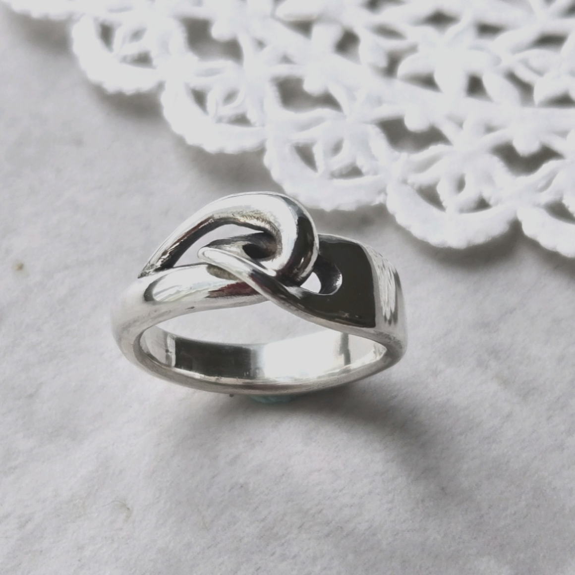 シルバーリング　普段使いアクセサリー　通勤アクセサリー　かわいいリング　夏のリング