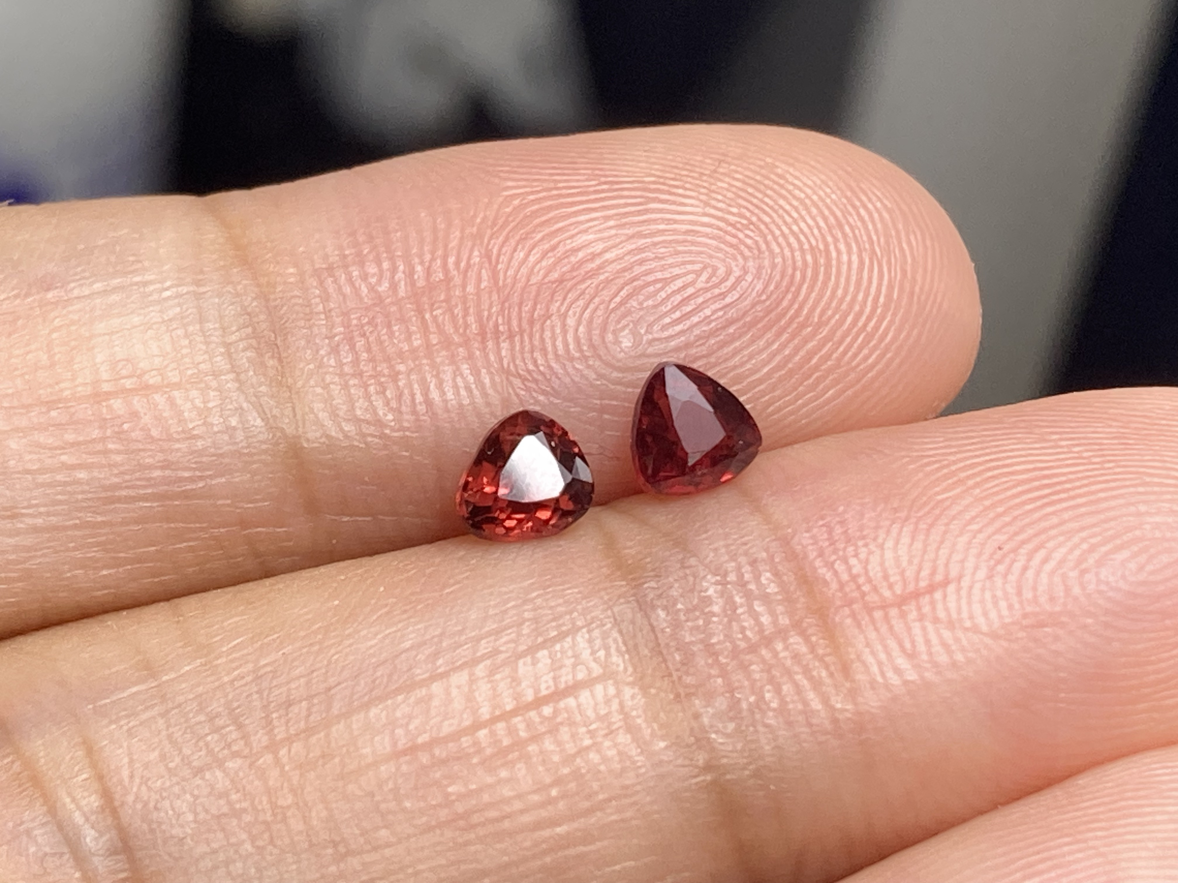 RS10-196 宝石質 非加熱 真紅色 スピネル ミャンマー産 ルース 6,240円