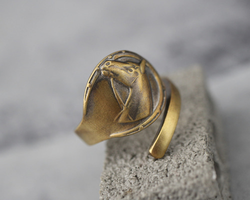 フランス　ヴィンテージ　アンティーク　スプーン　カトラリー　真鍮　馬　ホース フランス ヴィンテージ アンティーク スプーン カトラリー 真鍮 馬