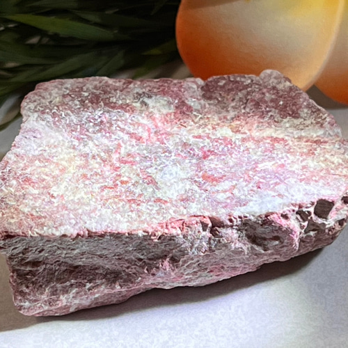 チューライト 桃簾石 ピンク 翡翠 ノルウェー産 ラフストーン 原石