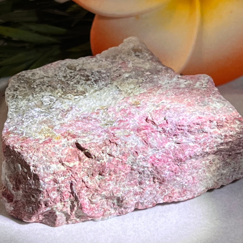 チューライト 桃簾石 ピンク 翡翠 ノルウェー産 ラフストーン 原石