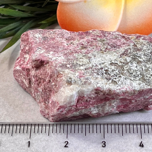 チューライト 桃簾石 ピンク 翡翠 ノルウェー産 ラフストーン 原石