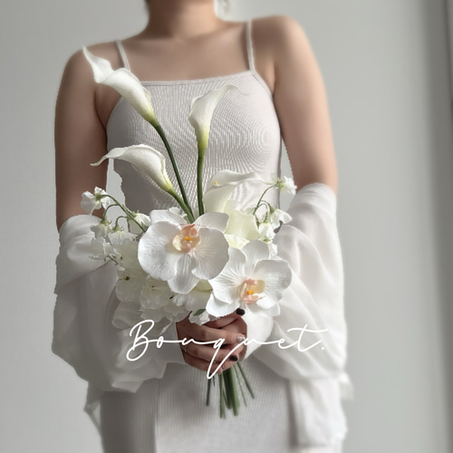 ウェディングブーケ　アーティフィシャルフラワーブーケ　ナチュラルブーケ ホワイトナチュラルなウェディングブーケ（アーティフィシャル